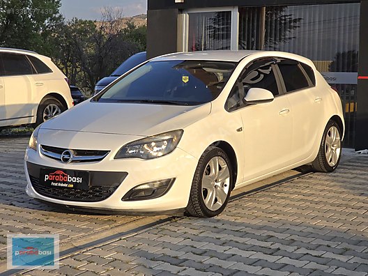 Opel Astra 1.3 CDTI Edition - 2013