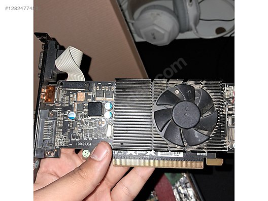 Used & Brand New Items / Computers / Desktops / Desktop Components / Graphics Cards