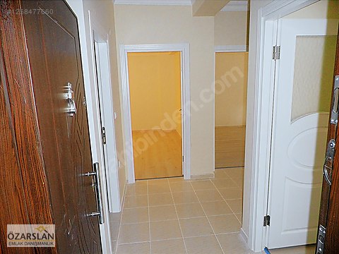Halkalı Kavaklı'da Satılık 2+1 85 m2 Yüksek Giriş...