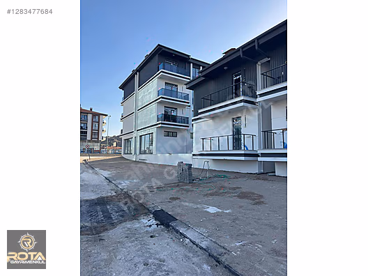 ROTADAN SATILIK AFYON MERKEZ KARŞIYAKA MAH. 1+1 FIRSAT DAİRE #1283477684