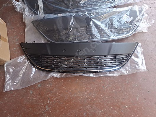 ÖZMEN OPEL ASTRA J ÖN TAMPON ORTA IZGARASI NİKELAJI PLAKALIK