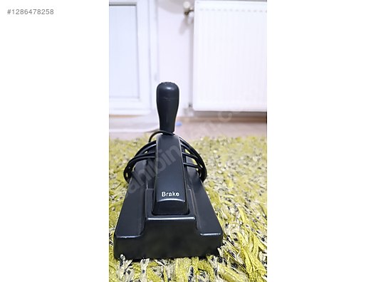 Used & Brand New Items / Gaming & Gamers Exclusive / Gaming Equipment / PC Game Racing Wheels