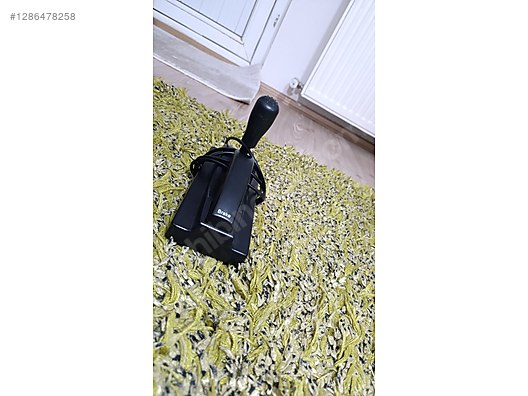 Used & Brand New Items / Gaming & Gamers Exclusive / Gaming Equipment / PC Game Racing Wheels