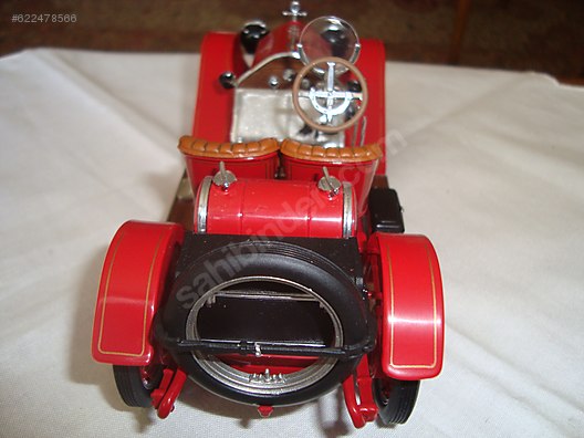 Franklin Mint Diecast Model 1:24 Ford Araba - 622478566