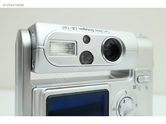 Compact / Sony / Cybershot DSC F77 / Sony Cybershot F77 on