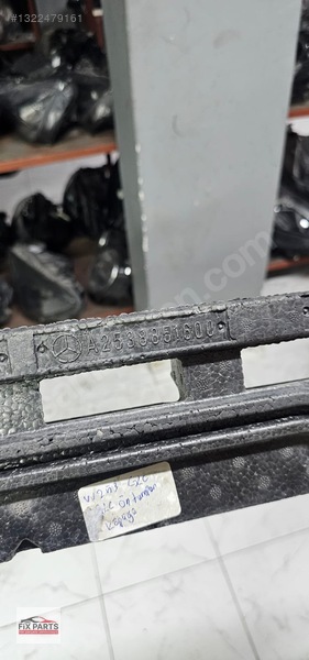 Mercedes GLC Tampon (Ön)