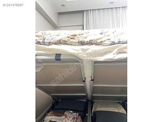 Used & Brand New Items / Home Decor / Furniture / Bedroom / Bedroom Furniture Set