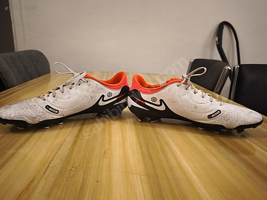 Çivili Beyaz 44 Numara Nike Krampon & Ayakkabı - 1292479691