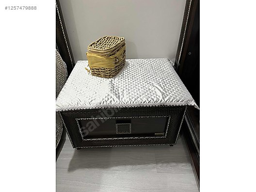 Used & Brand New Items / Home Decor / Furniture / Bedroom / Bedroom Furniture Set