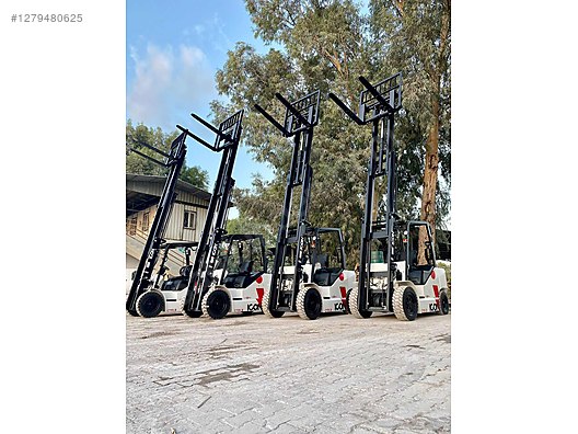 Machinery / Industrial / Carrying & Stacking Equipment / Forklifts / For Sale / Ceylift