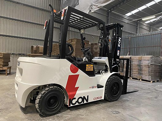 Machinery / Industrial / Carrying & Stacking Equipment / Forklifts / For Sale / Ceylift