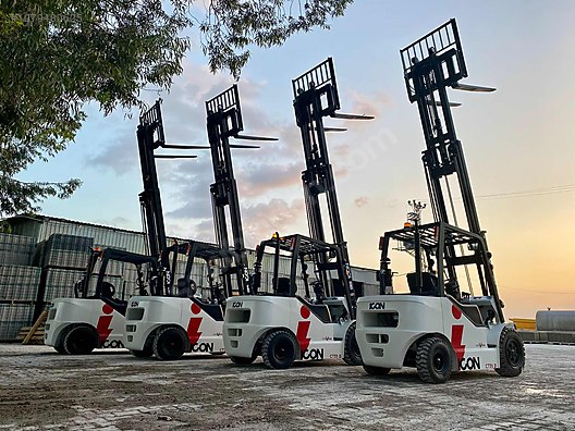 Machinery / Industrial / Carrying & Stacking Equipment / Forklifts / For Sale / Ceylift