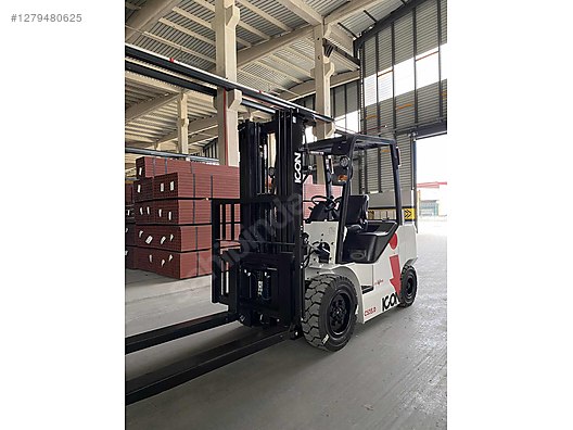 Machinery / Industrial / Carrying & Stacking Equipment / Forklifts / For Sale / Ceylift