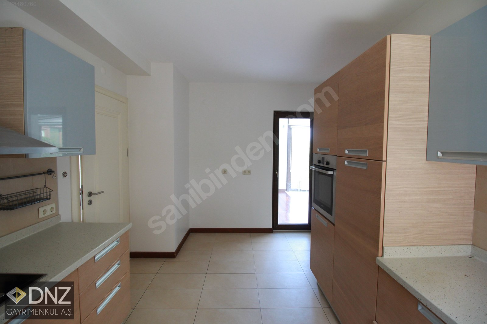 Emlak Ofisinden 6+2, 450 m² Kiralık Villa 15.000 TL�ye
