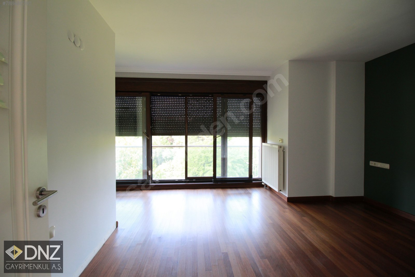 Emlak Ofisinden 6+2, 450 m² Kiralık Villa 15.000 TL�ye