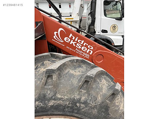 İş Makineleri & Sanayi / Tarım Makineleri / Traktör / New Holland / T4.95F