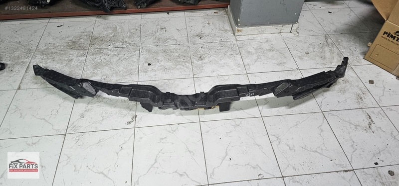 Mercedes EQE Tampon (Ön)