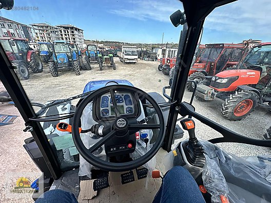 İş Makineleri & Sanayi / Tarım Makineleri / Traktör / New Holland / T5.120
