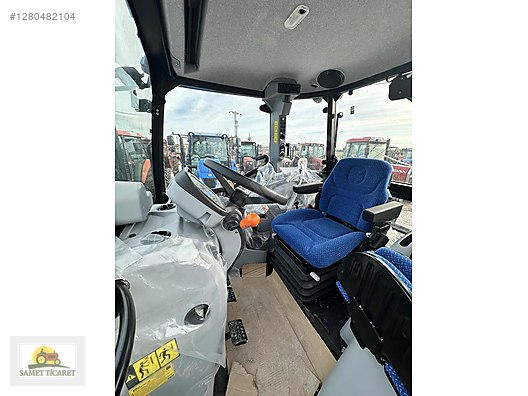 T5.120 2025 New Holland