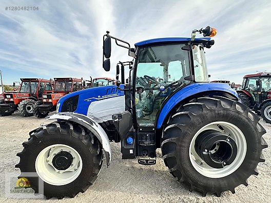 T5.120 2025 New Holland