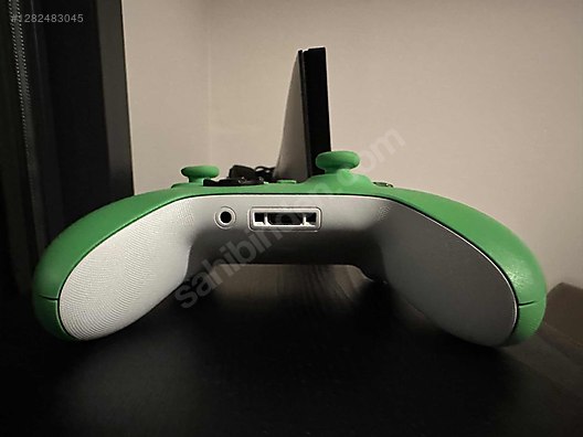 Used & Brand New Items / Gaming & Gamers Exclusive / Gaming Equipment / PC Controller & Gamepad