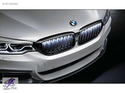 BMW G30 G31 M Sport 5 Serisi Iconic Glow Siyah Izgara Seti - İlan