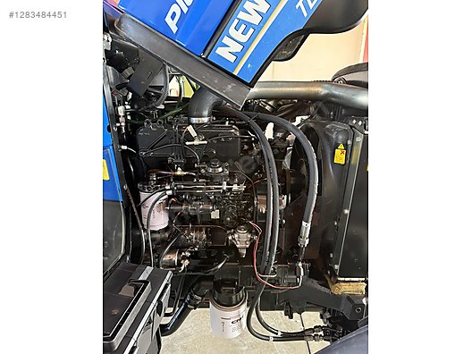 Machinery / Agricultural Machines / Tractors / New Holland / TD65D