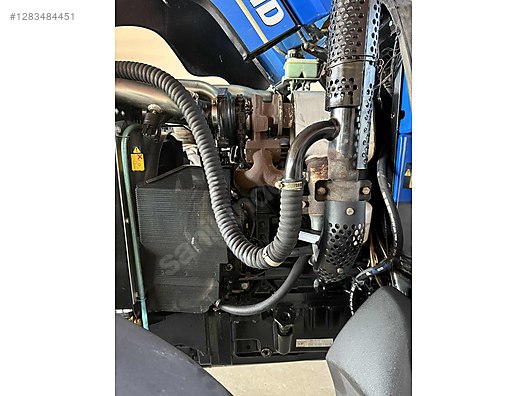 Machinery / Agricultural Machines / Tractors / New Holland / TD65D