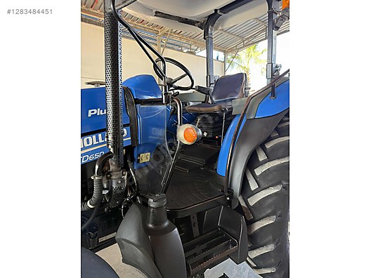 Machinery / Agricultural Machines / Tractors / New Holland / TD65D