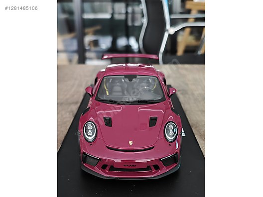GT Spirit Diecast Model 1:18 Porsche Araba - 1281485106