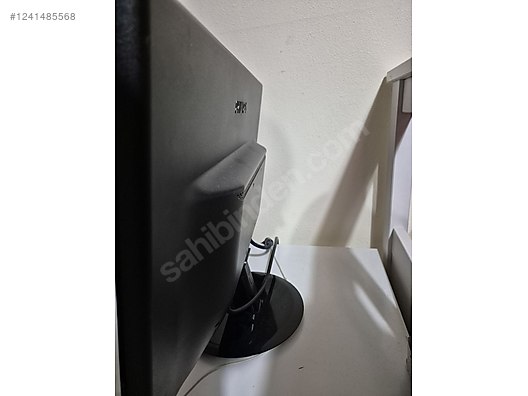 Used & Brand New Items / Computers / Monitors / LED & LCD Monitör