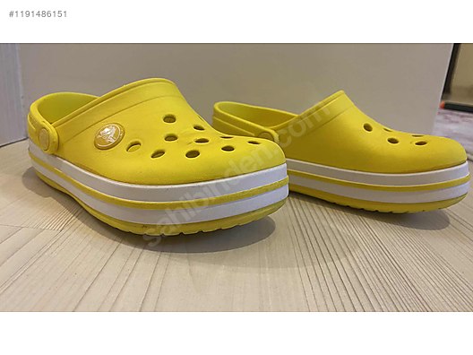 Crocs shoes yellow online