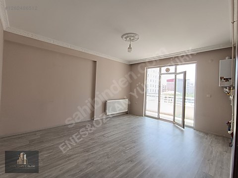 VAN YAPI EMLAK'TAN KİRALIK 2+1 DAİRE AYRI MUTFAKLI...