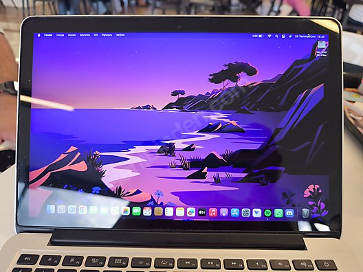 Apple Macbook / tertemiz Macbook pro 2015 retina 13 inch