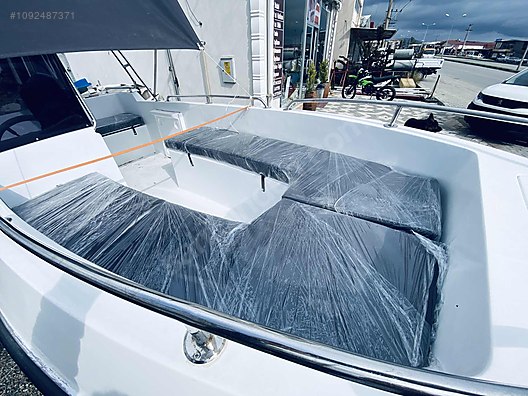 4.95Metre 60HP Suzuki 4 Zamanlı Trim'li Furuno 628 Balık Bulucu