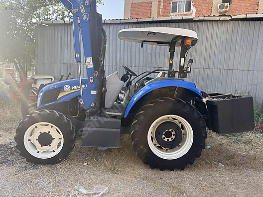 Machinery / Agricultural Machines / Tractors / New Holland / 75-56s