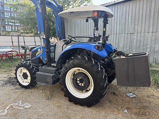 Machinery / Agricultural Machines / Tractors / New Holland / 75-56s