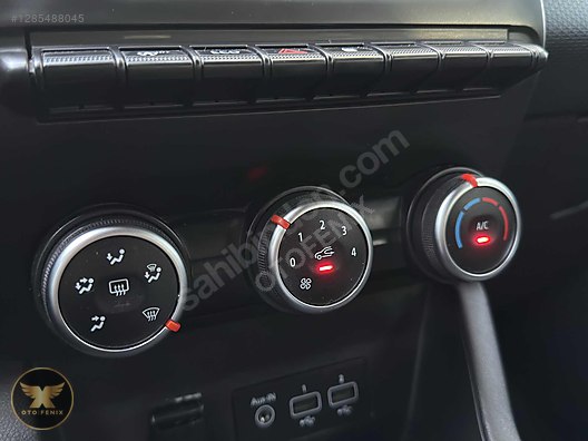 OTOFENİX 2020 RENAULT CLİO 1.3 TCe TOUCH 91.877 KM