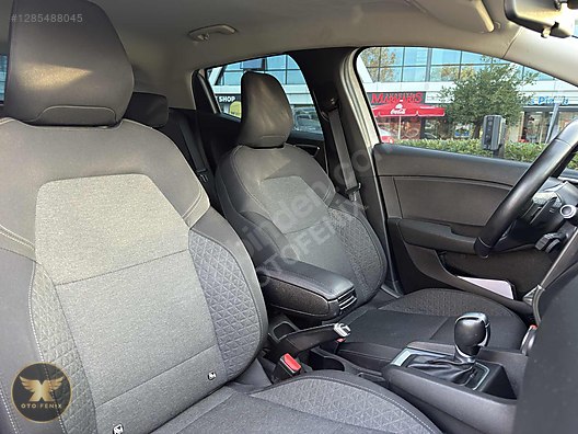 OTOFENİX 2020 RENAULT CLİO 1.3 TCe TOUCH 91.877 KM