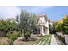 ÇEŞME ALAÇATI GÖBENE DE KİRALIK BÜYÜK BAHÇELİ 4+1 VİLLA