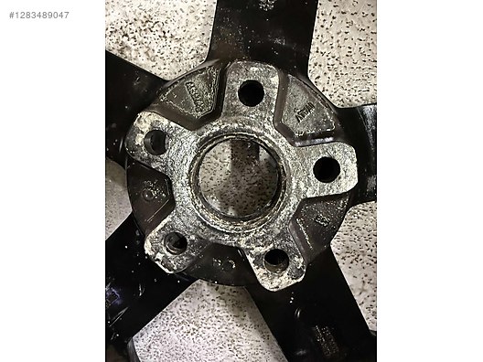 Vehicle Parts / Automotive Equipment / Rims & Tires / Rims