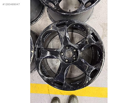 Vehicle Parts / Automotive Equipment / Rims & Tires / Rims