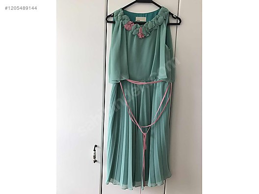 İkinci El ve Sıfır Alışveriş / Giyim & Aksesuar / Kadın / Giyim / Elbise