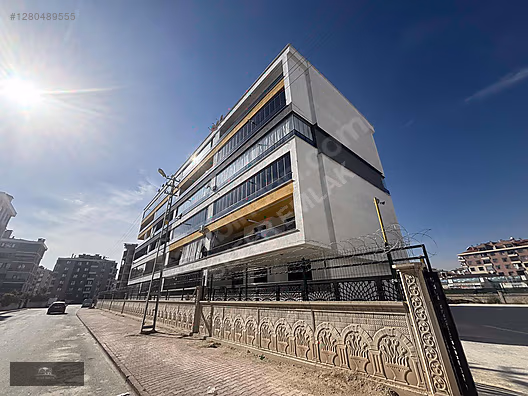 SEFER EMLAKTAN ALYADORA SİTESİNDE 3+1 KAPALI OTOPARK 5 YILLIK #1280489555