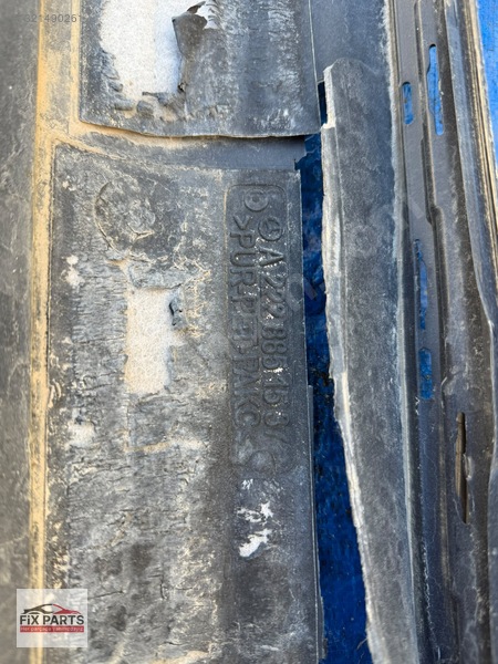 Mercedes S Marşpiyel Sacı