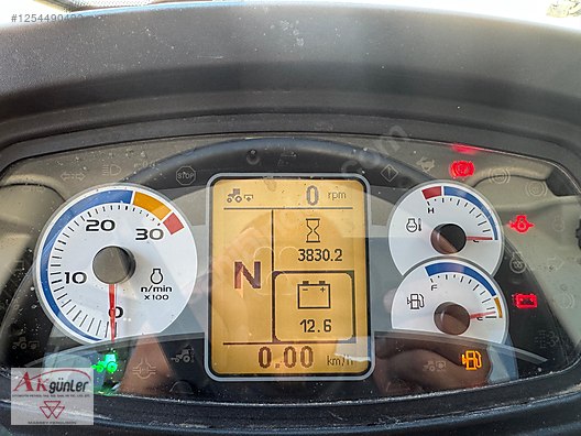 Machinery / Agricultural Machines / Tractors / New Holland / TR5.115