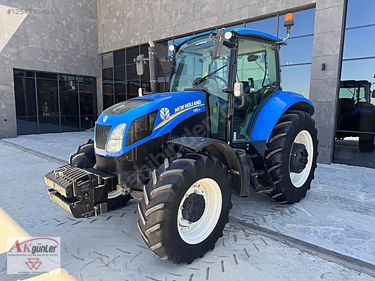 Machinery / Agricultural Machines / Tractors / New Holland / TR5.115