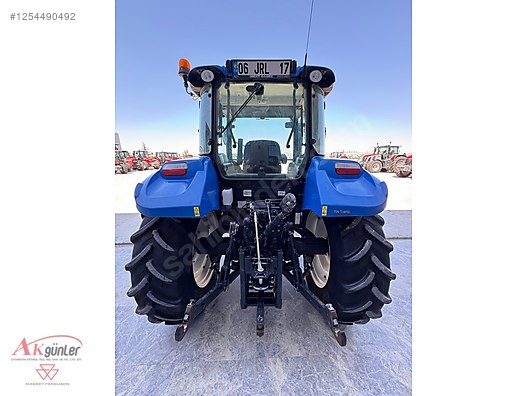 Machinery / Agricultural Machines / Tractors / New Holland / TR5.115