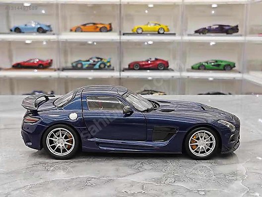 Minichamps Diecast Model 1:18 Mercedes Benz Araba - 1314491689