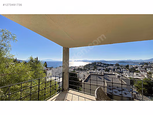 Bodrum Kumbahçe'de şahane DENİZ ve KALE Manzaralı Üst kat daire #1273491736